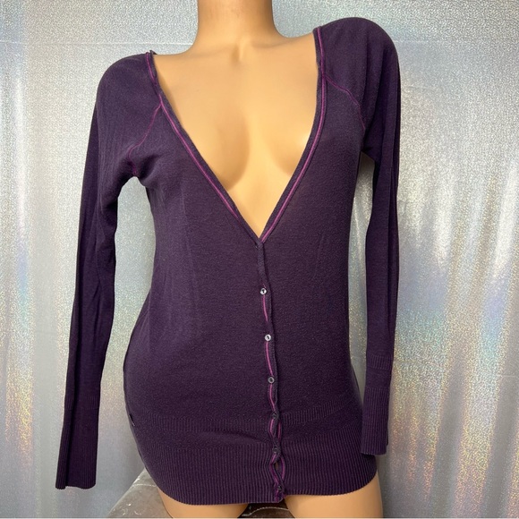 Lacoste cardigan purple pink button up logo silver emblem preppy cute vintage. - Picture 6 of 7